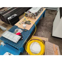 Machine de fusion et de découpe de fibre optique pour le service de maintenance de source laser Raycus Fsm-M100